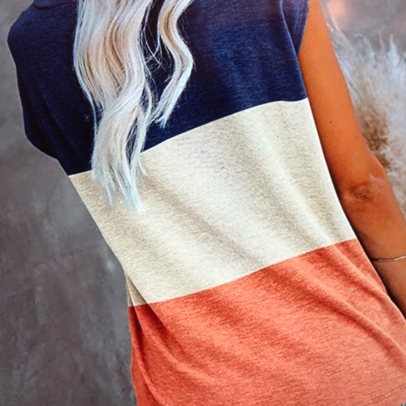 Cap sleeve crewneck tee - Picture 2 of 2